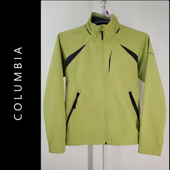 Columbia Woman Full Zipper Wind Breaker Jacket